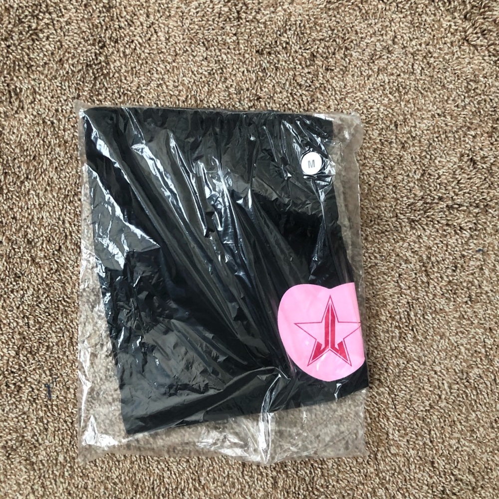 jeffree star limited edition valentine's tee